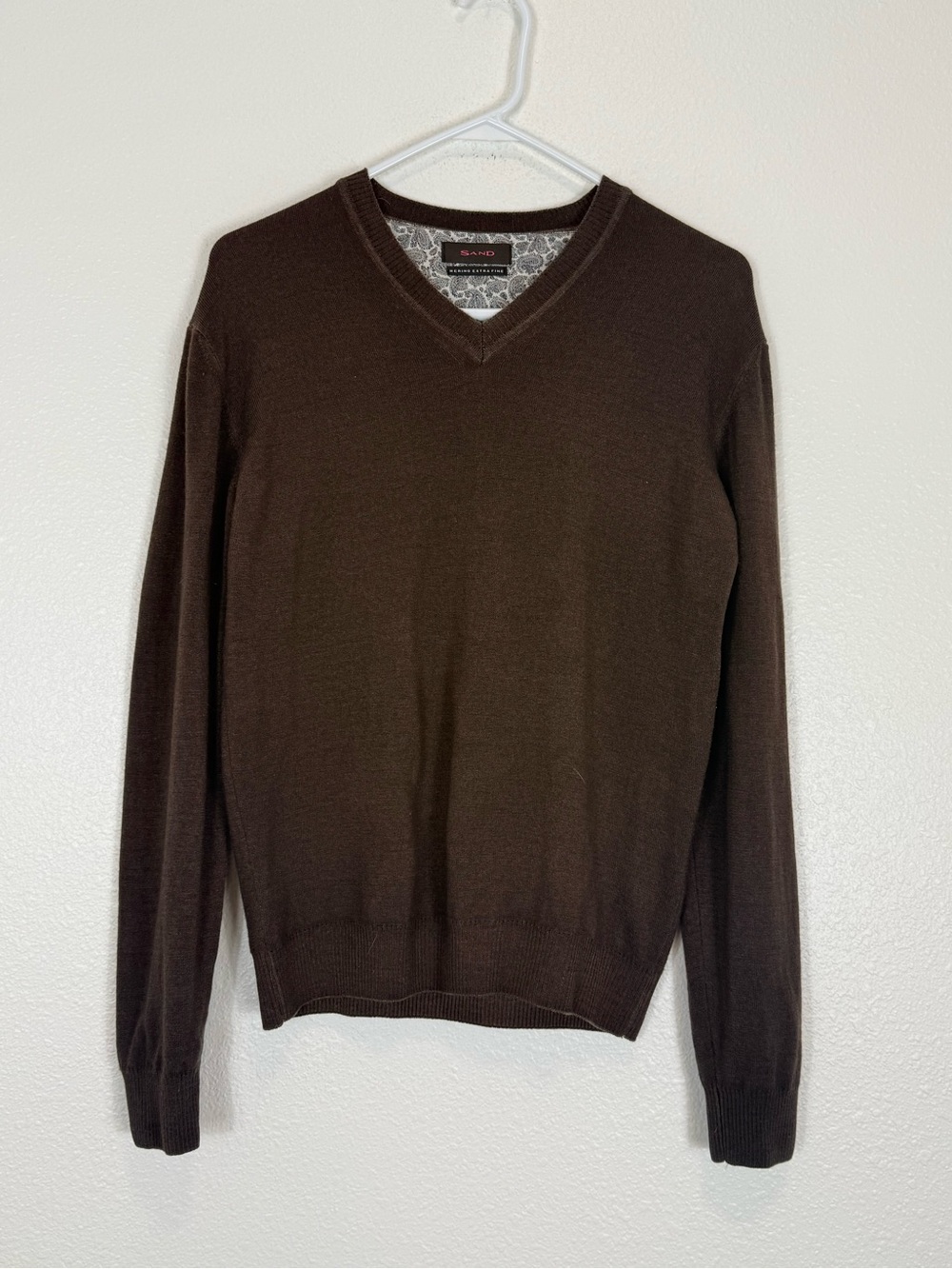 Sand Copenhagen Merino Extra Fine Wool Brown V-Neck M